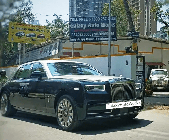 Luxury and Premium Car Service Service Centre in Worli Mumbai