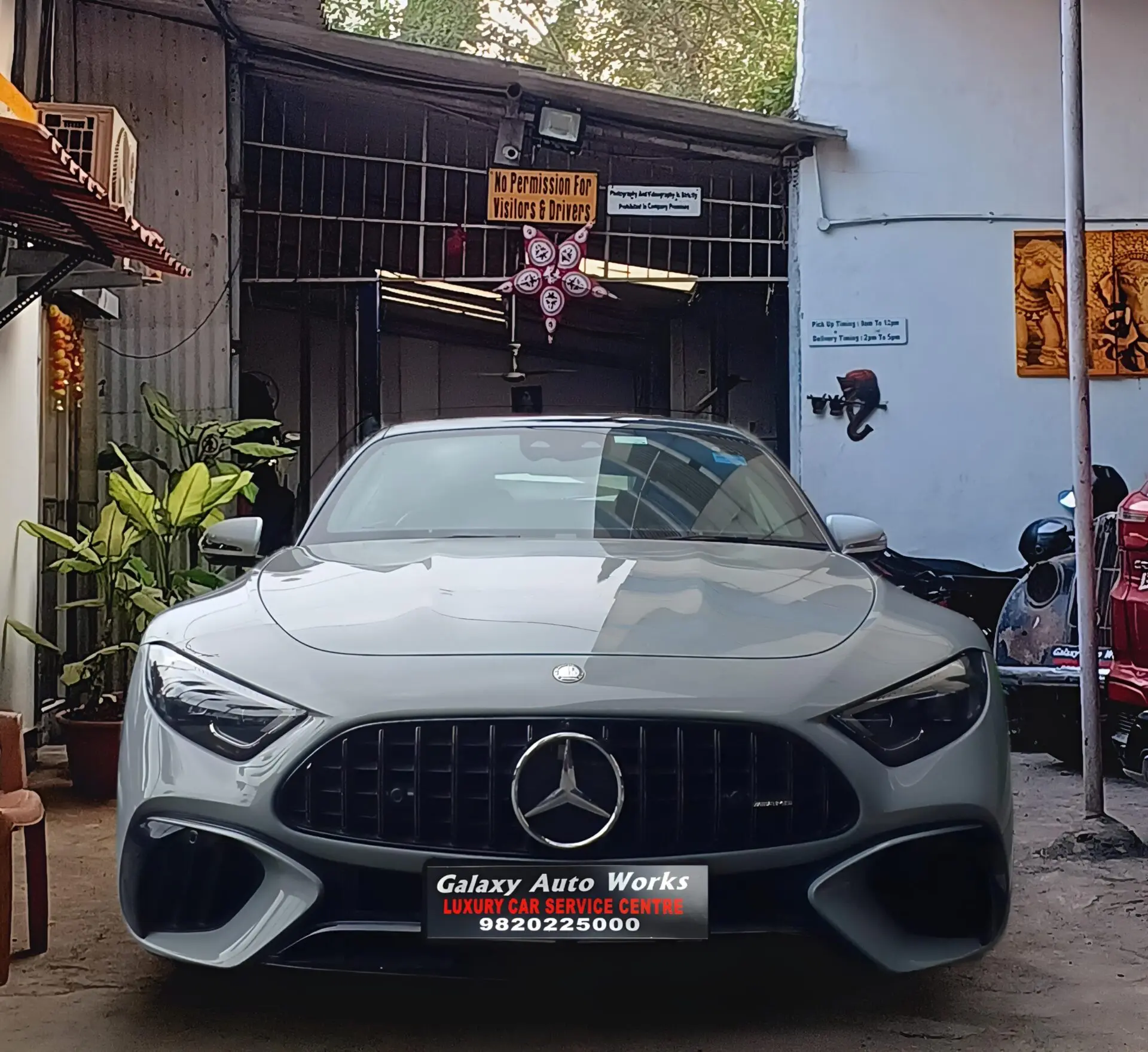 Mercedes-106
