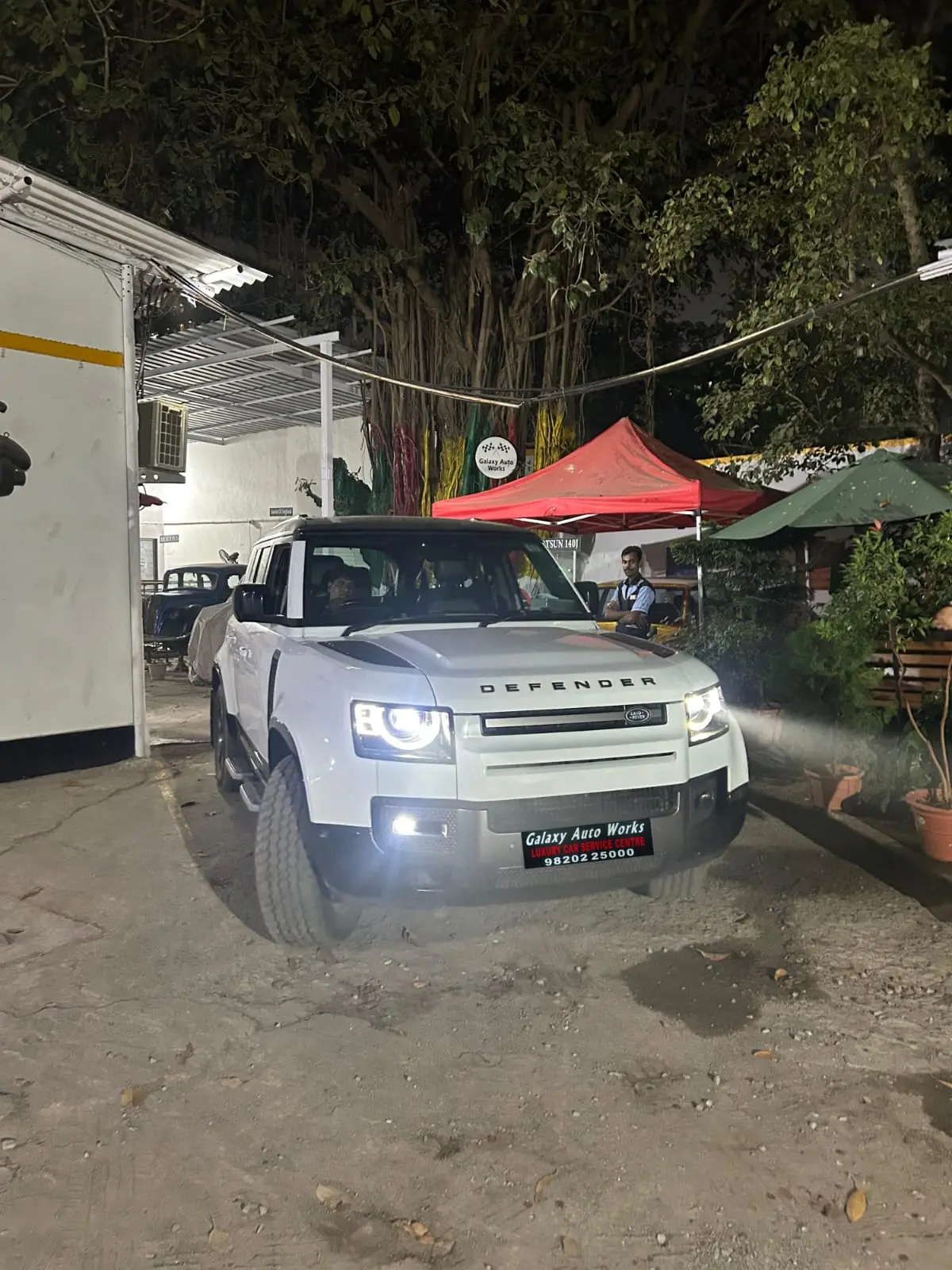 Land Rover 30