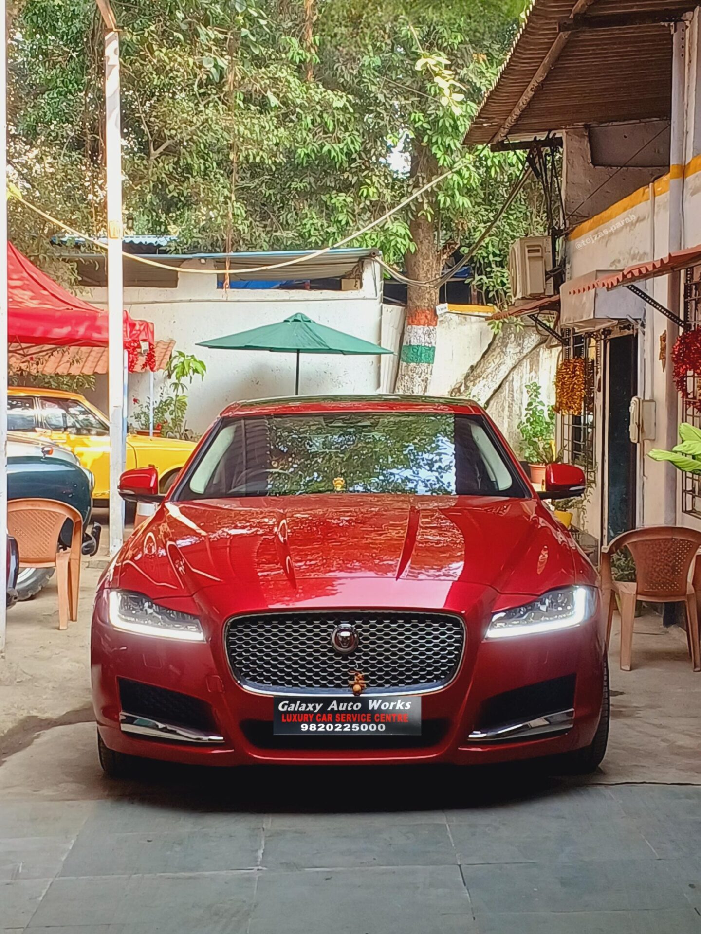 JLR16