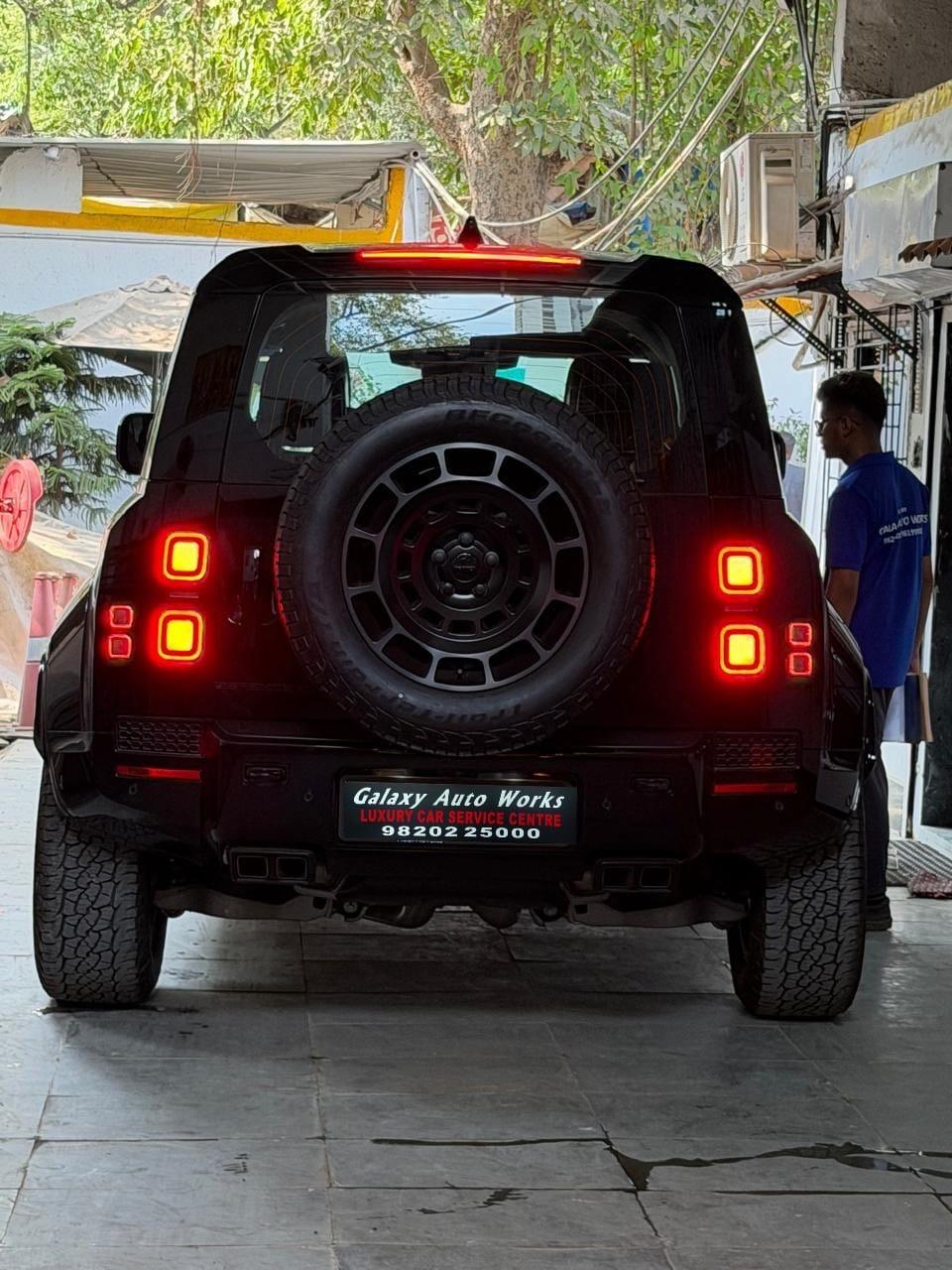 Land_rover_slider