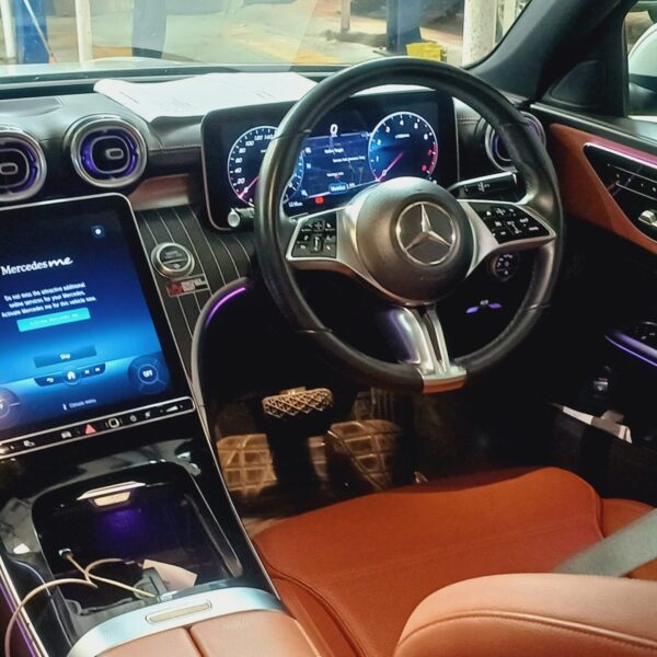 Mercedes 117